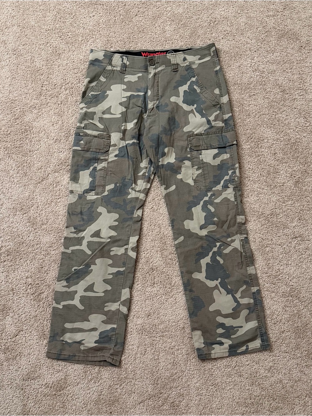 Wrangler ATG Men’s Green Camo Sierra Cargo Pants Size 32x30
